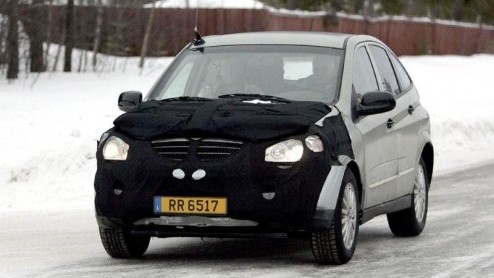 Ssangyong geeft de Actyon een letterlijke facelift. Deze grondlegger van de SUV-coupe kan niet op ieders goedkeuring rekenen, maar dankzij een opfrisser van het front moet de Actyon weer meer de wegen