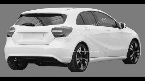 De nieuwe Mercedes-Benz A-Klasse heeft z'n definitieve vormen reeds gekregen. Dat blijkt uit de patentbeelden die van de nieuwe generatie zijn uitgelekt. Volgend jaar komt-ie op de markt.