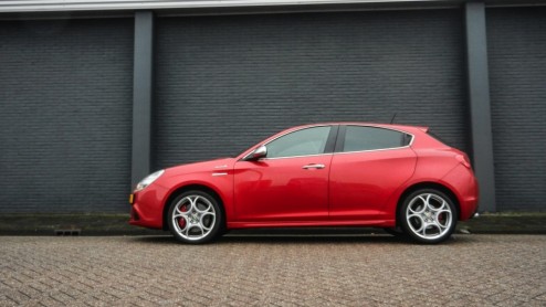 Autotest Alfa Romeo Giulietta 1.6 JTDm diesel met 20% bijtelling. Geteste uitvoering is een Limited Edition Sport met vele extra's.
