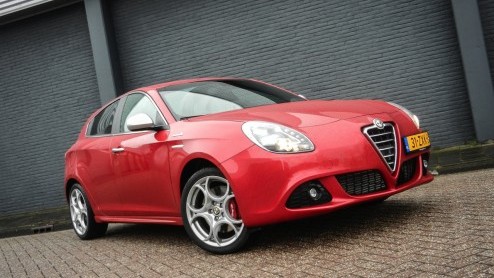 Autotest Alfa Romeo Giulietta 1.6 JTDm diesel met 20% bijtelling. Geteste uitvoering is een Limited Edition Sport met vele extra's.