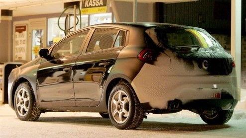 De Alfa Romeo 147 gaat al flink wat jaren mee. Dat het tijd is voor een opvolger, weet het merk als geen ander. De 149 staat voor medio 2009 op stapel en de Italianen zijn druk met testwerk. Onze spio