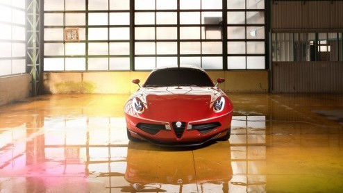 Collectorsitem, musthave, uniek, het gaat allemaal op voor de Alfa Romeo C52 Disco Volante. Deze bijzondere tweezitter werd vorige week gepresenteerd in Genve en zal in beperkte oplage beschikbaar wo