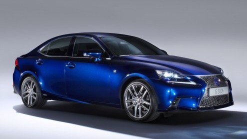 Lexus heeft alle prijzen van de nieuwe IS 300h vrijgegeven.