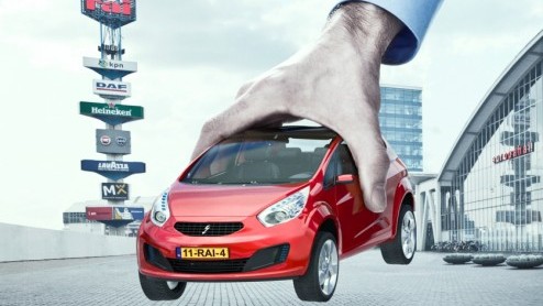 De maand april staat bij autoliefhebbers in het teken van de AutoRAI. Na een vrij sobere beurs in 2009 wordt dit jaar groots uitgepakt. Niet alleen met heel veel merken (incl.Ferrari!), kinderactivite