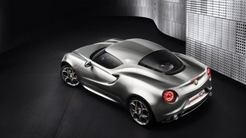 Terugblikken? Wij kijken liever vooruit! Wat hebben de automerken in 2013 op de rol staan? Een overzicht van Alfa Romeo tot en met Lexus.