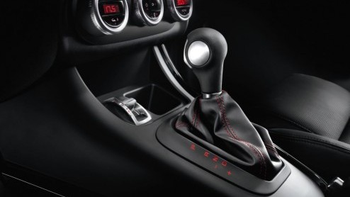 Na de Alfa MiTo is nu ook de Guilietta leverbaar met Alfas TCT-automaat met dubbele koppeling. Hij is in de Giulietta te combineren met de 170 pk 1.4 TB MultiAir en de 170 pk 2.0 JTDM-2 motor.