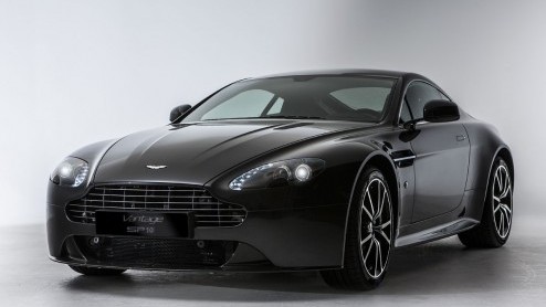 Aston Martin V8 Vantage S voortaan ook als SP10 met meer vermogen, de looks van de V12 Vantage en standaard handbak.