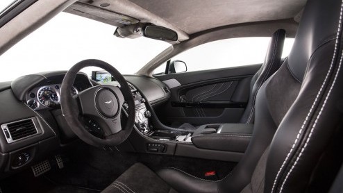 Aston Martin V8 Vantage S voortaan ook als SP10 met meer vermogen, de looks van de V12 Vantage en standaard handbak.