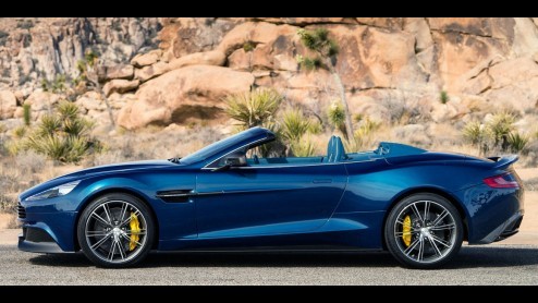 Aston Martin rolt eind dit jaar de Vanquish Volante bij de dealers binnen. De zomerse versie is voorzien van een stoffen kap en zou qua prestaties niet inboeten op die van de coup.