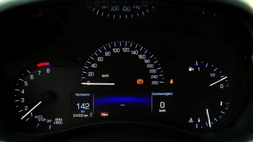 Momenteel maken we in Frankfurt kennis met de nieuwe Cadillac ATS, een sportsedan in een luxeverpakking die tegen de schenen van de Duitse concurrentie moet gaan schoppen. Hij is binnenkort leverbaar