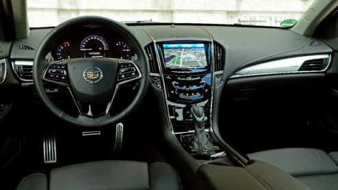 Als Cadillac een nieuwe ATS aankondigt en m een sportsedan noemt, dan staan onze zintuigen direct op scherp. Maakt het Amerikaanse merk die belofte waar? Past hij in beoogde straatje van de Audi A4, 