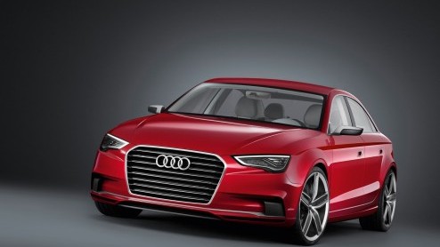 Audi maakt de A3 concept officieel. Hij debuteert als sedan, aangezien die carrosserievariant ook voor de compacte middenklasser is weggelegd. Bescheiden als de Duitsers zijn zit er een dijk van een v