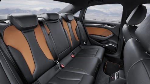 Audi A3 Limousine. Prijzen vanaf 28.500 euro, maar introductie vanaf september bij de dealer. Diverse uitvoeringen met 20% bijtelling.