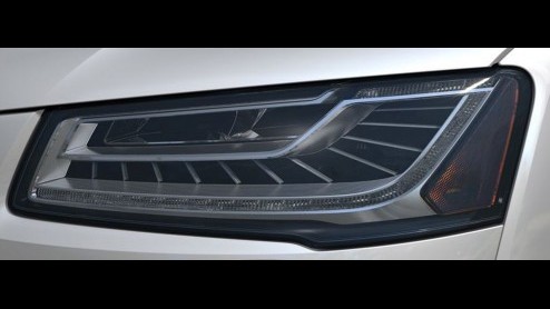 Eind dit jaar introduceert Audi op de vernieuwde A8 de zogeheten matrix LED-koplampen.