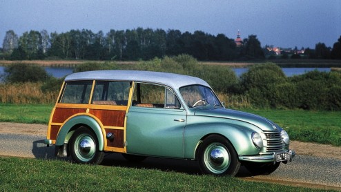 Eerste Audi Tradition in Nederland op 15 juni bij Pon's Automobielhandel in Leusden.