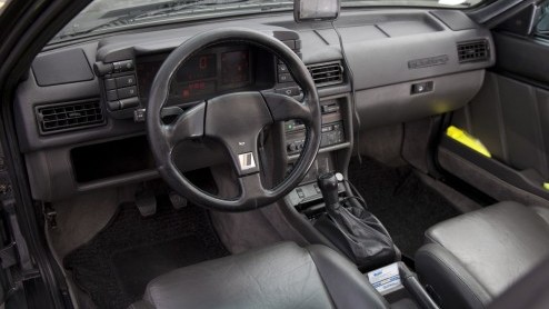 Audi kreeg 30 jaar geleden een dochter: quattro GmbH. Hier worden alle huidige RS-modellen ontwikkeld en gebouwd. Tijd voor een feestje met verschillende RS-modellen waaronder de nieuwe RS Q3.
