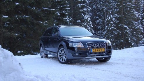 Nu de echte winter in ons land meestal niet te vinden is, zoeken duizenden Nederlanders jaarlijks de sneeuw op. De Duitse Autobahn, groene landschappen, fraai besneeuwde bergtoppen en listige haarspel