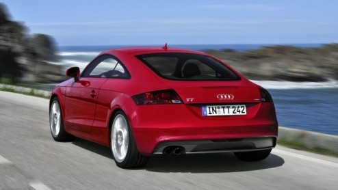 Vele dromen zijn uitgekomen, maar ook een heleboel niet. Audi stelt namelijk in Genve de Audi TT 2.0 TDI voor. Jawel, deze sportscoup, of cabriolet verschijnt ook als snelle diesel op de wegen. Dez