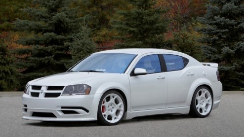 Dodge pretendeert zelf al geen lieve modellen te leveren, maar deze Avenger Stormtrooper slaat alles. Het Mopar Underground designteam van de Chrysler Group heeft zich flink uitgeleefd, om op de SEMA 