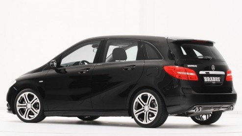 Grappig. Met de komst van de nieuwe Mercedes-Benz B-Klasse durft huistuner BRABUS het aan om de nieuwe MPV-achtige naar eigen hand te zetten. Het resultaat is subtiel maar toch niet te missen.