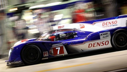 Overzichtspagina van 24 Uur van Le Mans 2013 met live-tweets, beeldmateriaal en de laatste berichten.