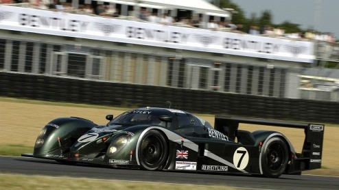 Op 15 juni 2003 passeerde de Bentley Speed 8 met startnummer 7 op de flanken als eerste de finishlijn in de 24 Uur van Le Mans. Bentley viert de overwinning deze zomer tijdens diverse evenementen.