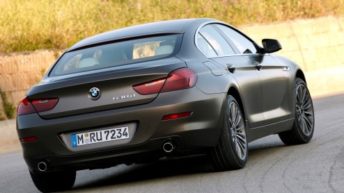 Audi had altijd de naam d grote meester te zijn in het vullen van alle gaatjes in het leveringsprogramma, BMW doet dat inmiddels tenminste zo vaak  en dan met tandheelkundige precisie. Het jongste v