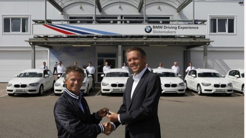 BMW greep het DTM-raceweekeinde te Zandvoort aan om daar, onder de naam Driving Experience Slotemaker de eerste merkgebonden rijvaardigheidstraining in Nederland te openen. Het Experience Center is ge