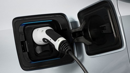 BMW i3 is mondiaal onthuld. Eerste elektrische BMW uit serieproductie, optioneel verkrijgbaar met range extender. Verkoop vindt plaats via BMW i agenten.