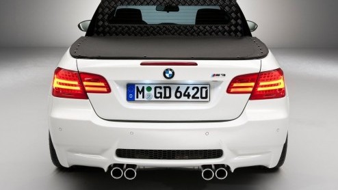 Goed, omdat het 1 april is: BMW presenteert de M3 Pickup. Het studiemodel werd eerder al in het wild betrapt maar is nu door het merk zelf uit de doeken gegaan.