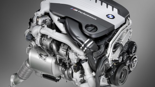 Veel fabrikanten proberen ieder gaatje in hun leveringsprogramma te dichten en BMW vormt daar bepaald geen uitzondering op. Met het nieuwe label M Performance schuiven ze nu een hele lijn tussen hun
