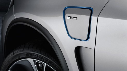 BMW X5 eDrive Concept ontwikkeld als plug-in hybride met viercilinder turbomotor en een elektromotor. Presentatie op IAA 2013.