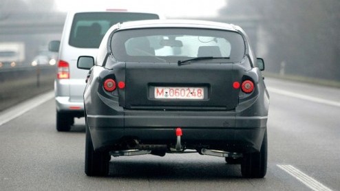 Wat komt er na de X3 en X5? Precies, de X1. Hij staat gepland voor 2010 en moet zich gaan weren in een druk segment. Ook de Mini in SUV-variant hoort daarbij. De BMW X1 wordt een stoere maar dynamisch