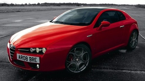 Alfisten die wonen in Engeland kunnen in hun handen wrijven. De firma Prodrive heeft de Brera fijngeslepen naar Brera S en komt een paar honderd exemplaren op de proppen. Op meer pks hoef je niet te