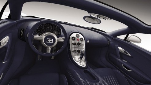 Aan iedereen die al een Bugatti Veyron in de collectie heeft of gewoon een speciaal exemplaar zoekt zijn hier de Veyron Super Sport Black Carbon en Grand Sport Matte White. Er is n maar: je moet er 