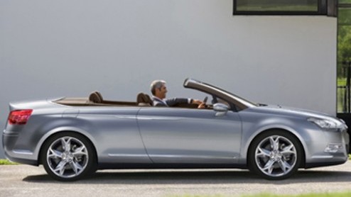Een geheimpje moet je kunnen bewaren, zeggen ze altijd. Dat dat niet altijd lukt, bewijzen de uitgelekte fotos van de Citron C-Airscape. Deze cabriolet-concept kan beschouwd worden als voorbode van 