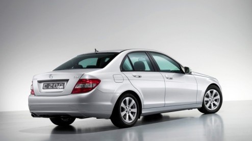In navolging van andere merken presenteert Mercedes-Benz op de European Motor Show een zuinigere C-Klasse, C200 CDI FE. Het Fuel Efficient-model verbruikt door tal van aanpassingen minder brandstof, t
