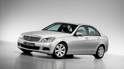 In navolging van andere merken presenteert Mercedes-Benz op de European Motor Show een zuinigere C-Klasse, C200 CDI FE. Het Fuel Efficient-model verbruikt door tal van aanpassingen minder brandstof, t