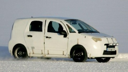 Citron heeft een ruimtelijke C3 op komst. Vandaag kunnen we spionagefotos laten zien van de C3 Minispace, die geinspireerd is op de C3 StreetLounge uit 2006. Het model moet gaan concurreren met conc