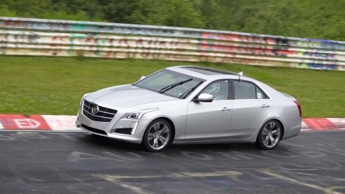 Cadillac presenteert in New York de vernieuwde CTS.