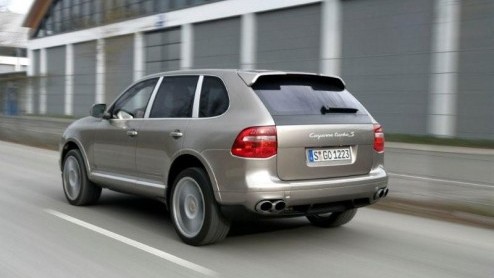 Van de tweede generatie Porsche Cayenne was  in tegenstelling tot zijn voorganger - de meest overtreffende trap Turbo S nog niet in het leveringsprogramma opgenomen. Vandaag komt daar verandering in,