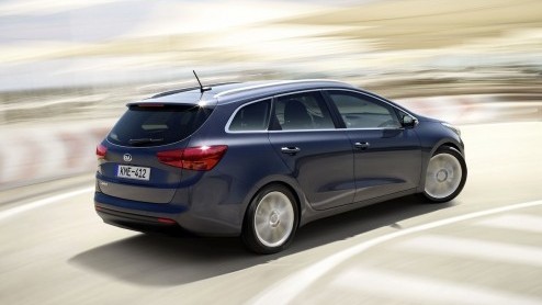 Eind volgende maand moet de Kia ceed Sportswagon bij de dealer staan en dus draait de fabriek in Slowakije inmiddels op volle toeren. Prijzen beginnen bij 18.195 euro. Begin 2013 rolt daar ook de dri