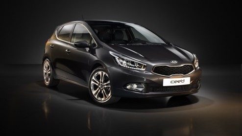 Kia kon niet langer wachten op de officile presentatie van de nieuwe Ceed en heeft daarom nieuwe beelden vrijgegeven. Ook van het interieur.
