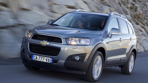 Waarom 39 mille betalen als het er ook 35 kunnen zijn? Chevrolet heeft de prijs van de Captiva 2.4  mede door de gewijzigde BPM-regels - met drieduizend euro verlaagd. Per direct is de SUV ook verkri