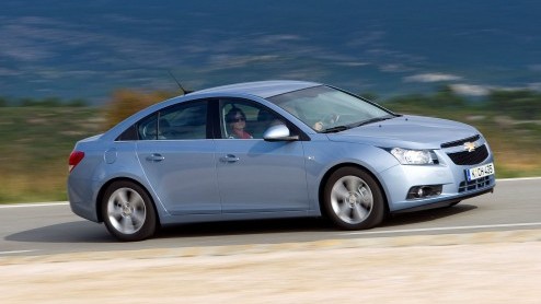 Chevrolet heeft het er maar druk mee dit jaar. In het jaar waarin het merk zijn 100ste verjaardag viert, staan zeven nieuwe modellen op de rol. In aanvulling daarop staan ook traktaties in de vorm van