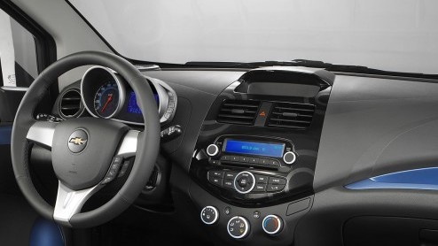 Chevrolet neemt de Spark Bubble Edition mee naar de IAA in Frankfurt. De speciale uitvoering is te herkennen aan diverse uiterlijke en innerlijke verfraaiingen en een opgewaardeerde uitrusting.