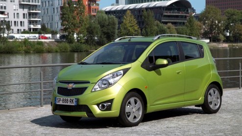 De Chevrolet Spark BiFuel is al niet duur om te rijden, de importeur doet nu met een aantrekkelijke financiering en extra inruilpremie er een schep bij om ook de aanschaf nog betaalbaarder te maken.