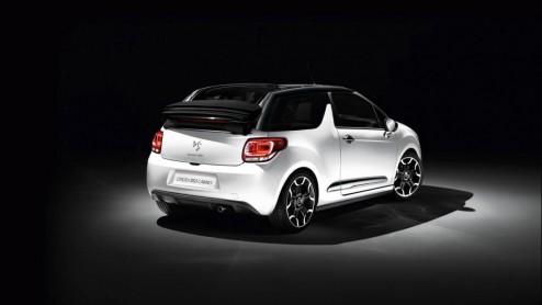 Citron DS3 Cabrio tijdelijk voor de prijs van een gewone, dichte DS3. Prijzen vanaf 16.740 euro.