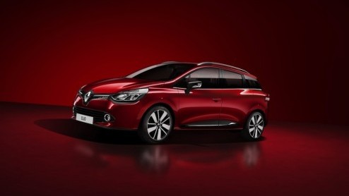 De Renault Clio krijgt er bij de dealer een zusje bij, de Clio Estate. Begin april kunnen de eerste klanten er mee op pad. Prijzen beginnen bij 14.990 euro voor de TCe 90 in Authentique-uitvoering.