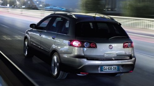 Fiat presenteert volgende maand op de Bologna autoshow de vernieuwde Fiat Croma. Deze gezins-Italiaan onderging een aantal uiterlijke wijzigingen, geheel in lijn met de Bravo en Grande Punto. De eerst